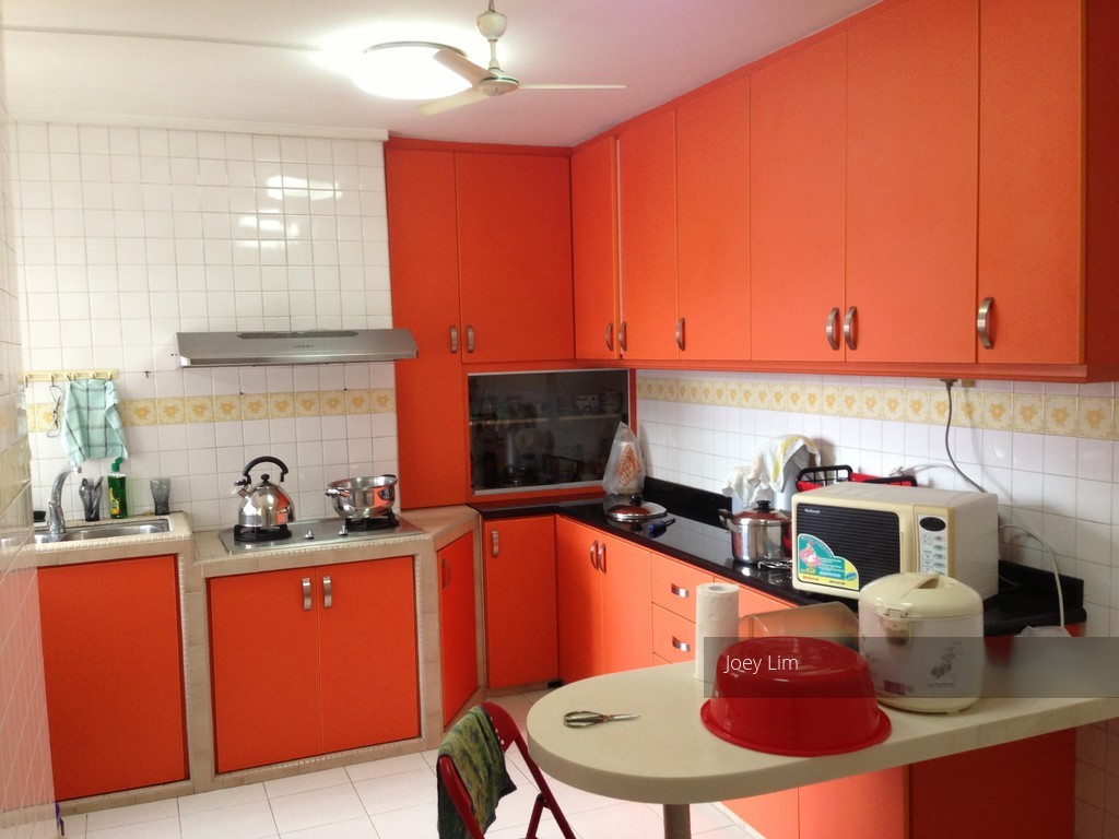 Blk 239 Lorong 1 Toa Payoh (Toa Payoh), HDB 5 Rooms #106211562